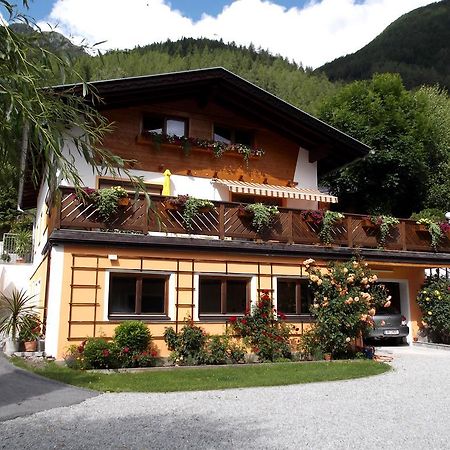 Apartamento Haus Domenig Umhausen Exterior foto