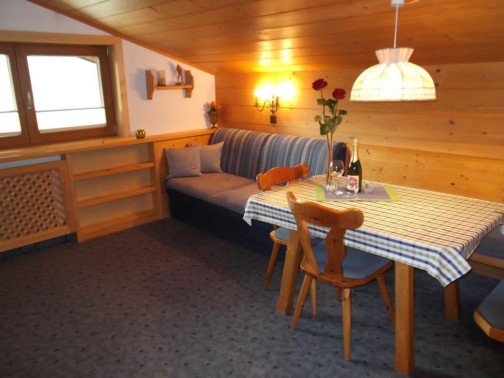Apartamento Haus Domenig Umhausen Exterior foto